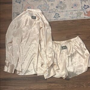 Daily Drills Women's Cream Silk Set